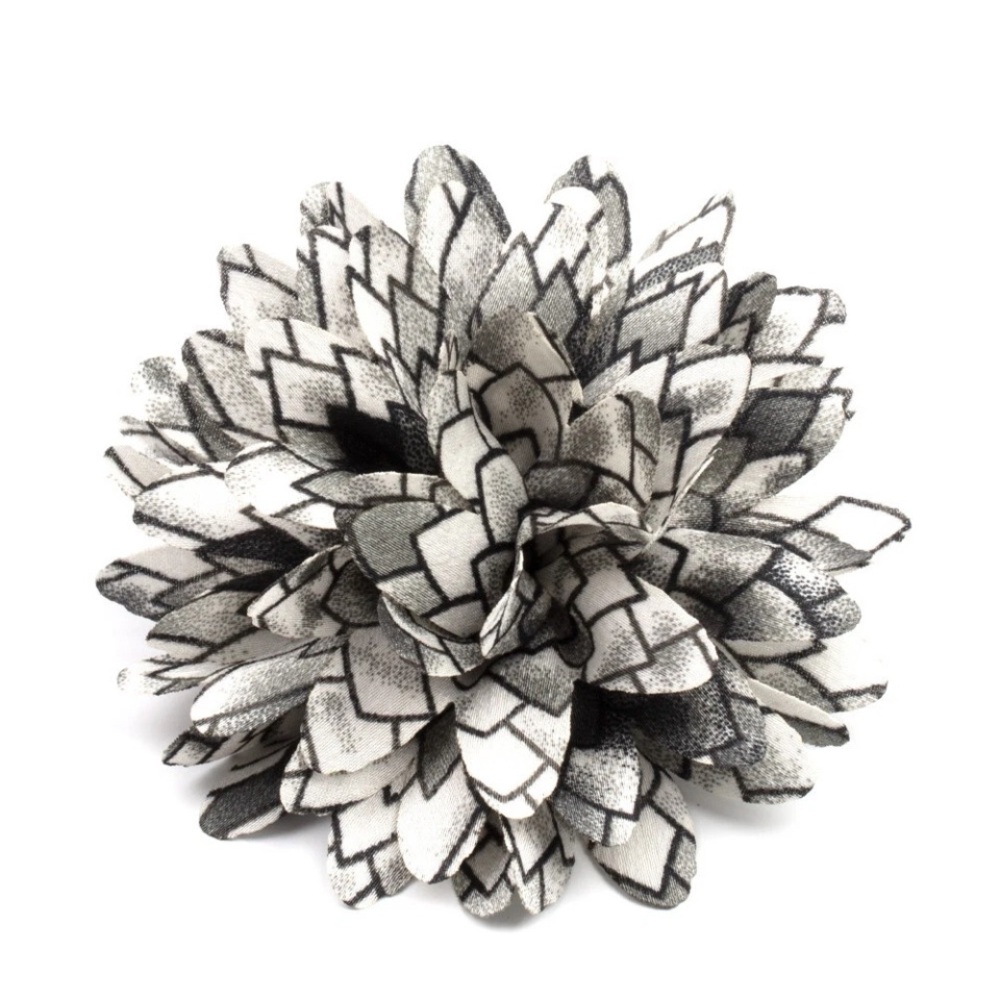 Vanguard Gardens Black Hair Clip Adults/Kids Fun Stocking Stuffer Paparazzi New